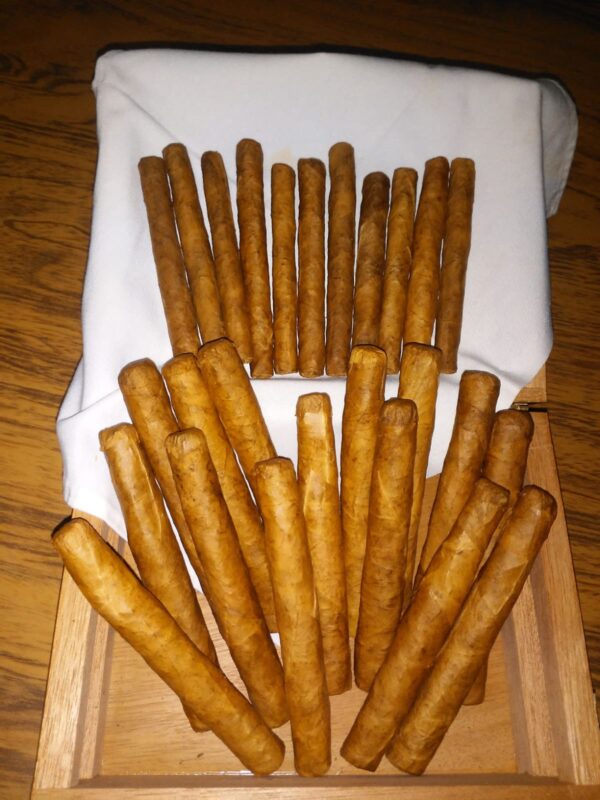 Cigarros y Puros - Image 3